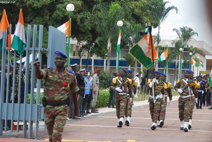 Le Général Touré Sékou remet le commandement de l’EFA à Colonel N’Guessan