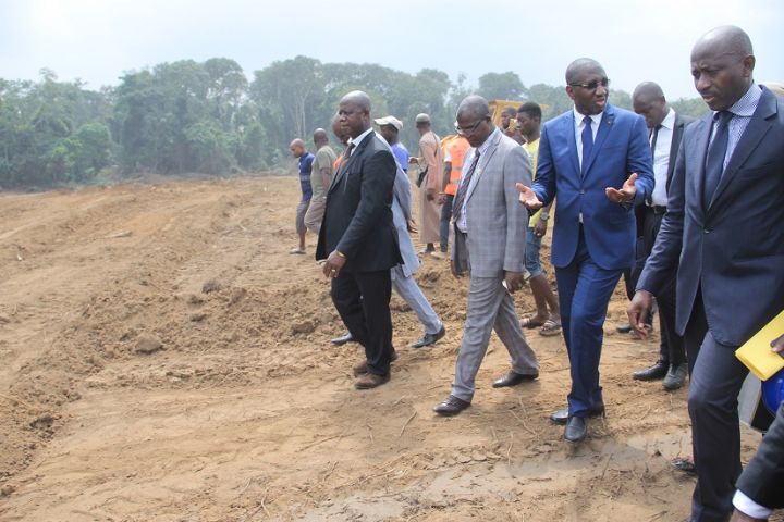 Un site pour les professionnels de la menuiserie à Abidjan