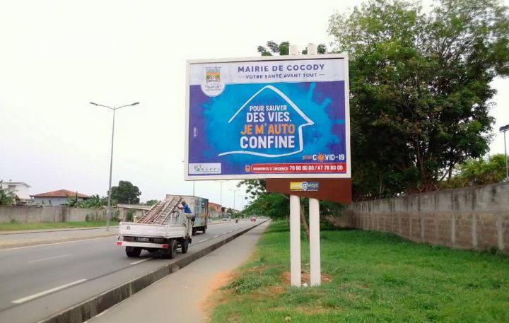 Covid-19: Les afficheurs offrent 500 panneaux aux autorités pour la sensibilisation des populations