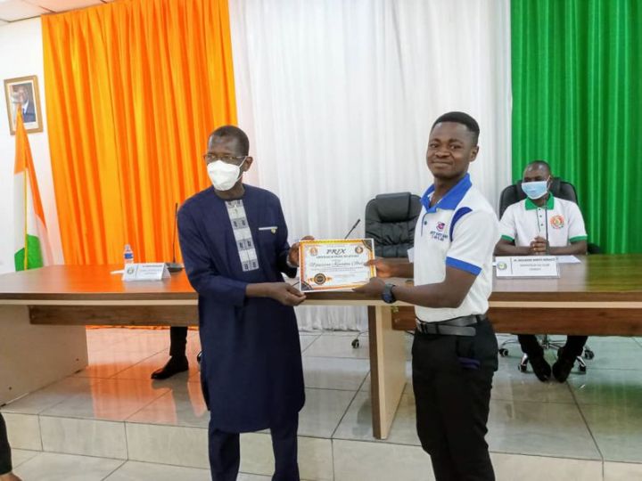 Intégration: les lauréats de la première édition du concours de ‘’Promotion des idéaux de la Cedeao’’ récompensés