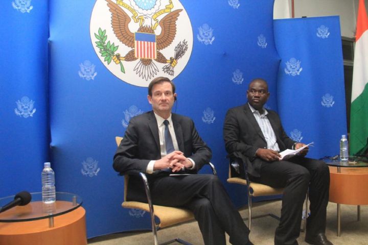 Les autorités ivoiriennes exhortées à reformer la CEI (Diplomate américain)