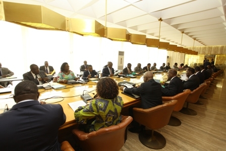 Yamoussoukro / Conseil du gouvernement 33 ministres exposent devant le chef du gouvernement