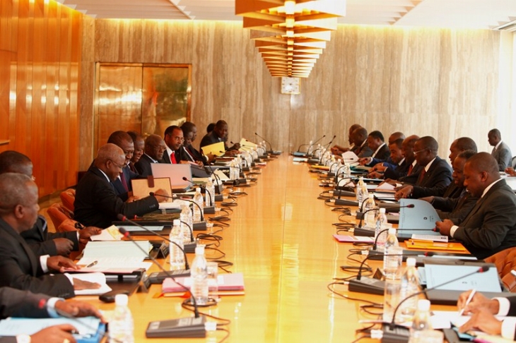 Communiqué  du conseil des ministres du mardi 02 octobre 2012