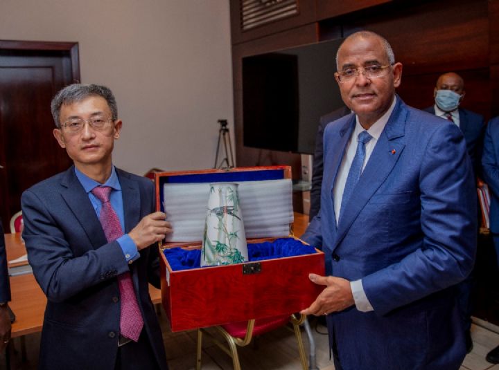 Coopération : la Chine va renforcer son appui au secteur privé ivoirien