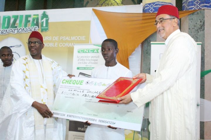 Aboubakar Doumbia remporte le concours de mémorisation du Coran en Côte d’Ivoire