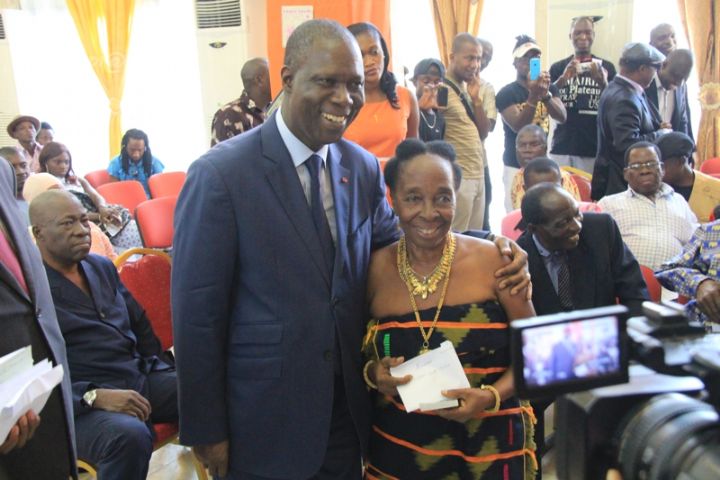 Aides aux artistes : Alassane Ouattara poursuit l’œuvre d’Houphouet-Boigny