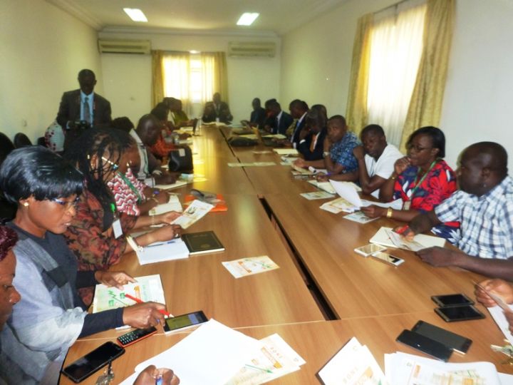 Produits d’épargne: les populations de Dimbokro invitées à souscrire aux Bons et Obligations du Trésor