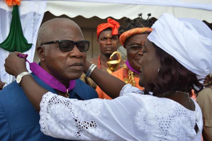 Journée Nationale  de la paix : 14 personnalités décorées dans l’ordre de la Solidarité par la Ministre Mariatou Koné.