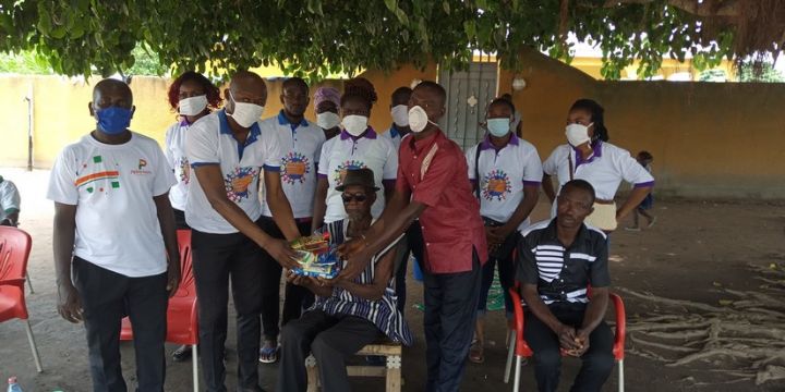 Covid-19 : la diaspora du Zanzan offre des kits alimentaires à plusieurs localités de Bondoukou