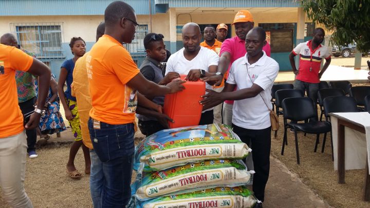 Korhogo/ En prélude à la cérémonie d’hommage à Gon Coulibaly : Force 2015 fait des dons aux populations