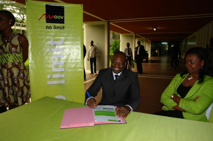 Radio Fréquence 2 / Emission communautaire : Moov ouvre l’antenne aux pays de la sous-région