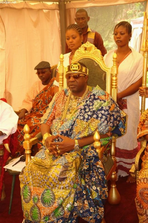 Médiation postélectorale / Tchiffi Zié aux Ivoiriens  - ‘’Je convoque Gbagbo et son frère Ouattara le 17 janvier en mon palais d’Eburnie’’