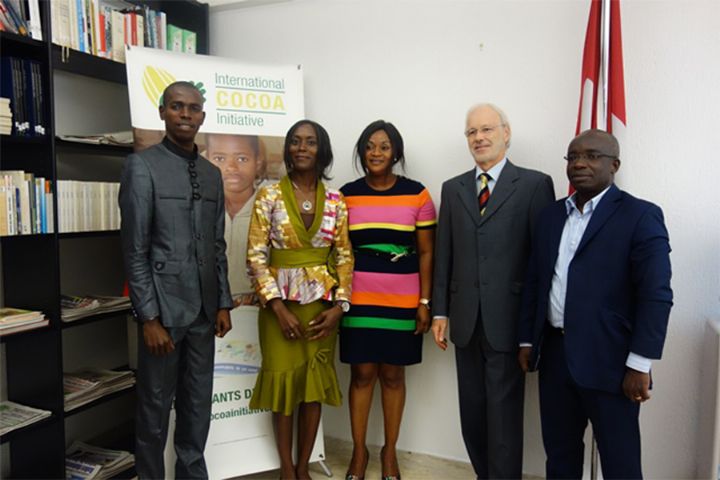 Construction de cantines scolaires dans les communautés cacaoyères : l’ambassade de suisse signe un partenariat avec la Fondation ICI