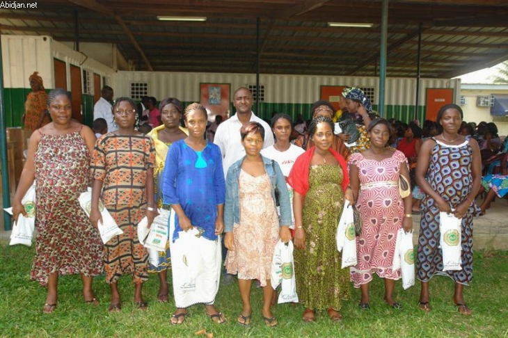 Mode/8 femmes enceintes défilent vendredi…