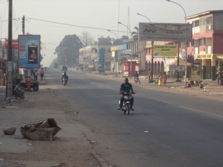 Bouaké ‘’ville morte’’ au 2è jour d’un mouvement d’humeur militaire qui continue de s’étendre à d’autres villes