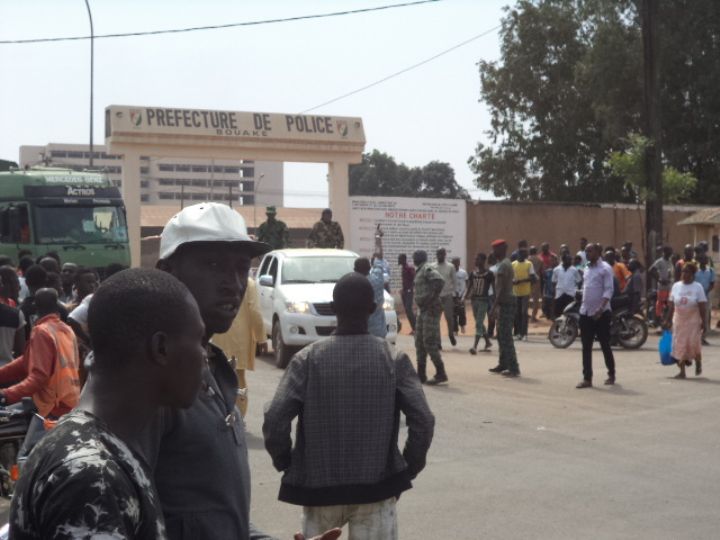 Centre ivoirien: Près de 300 personnes manifestent contre les mutins à Bouaké.