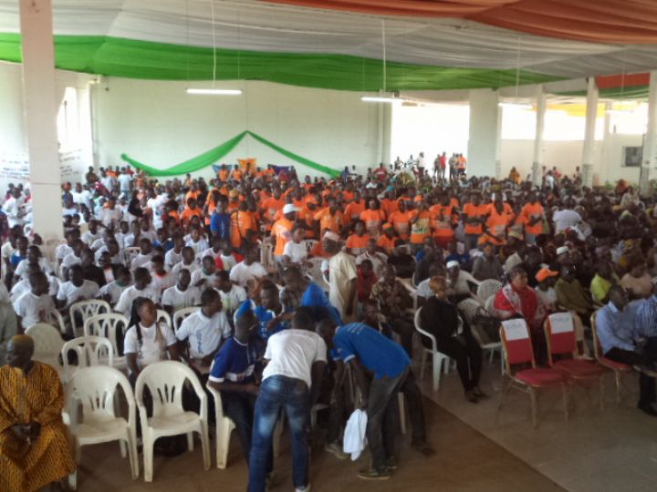 Grogne des militaires et des fonctionnaires : les populations de Bouaké témoignent leur soutien au président Ouattara