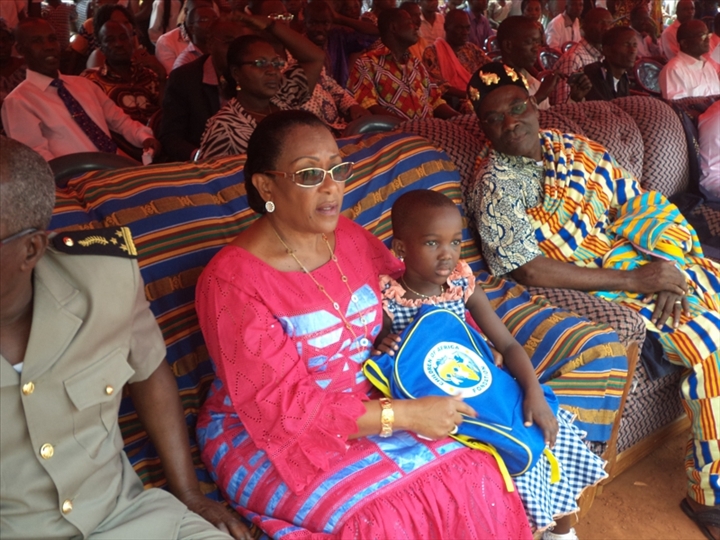 Scolarisation des filles: un SOS lancé pour la réhabilitation du CCF de Béoumi