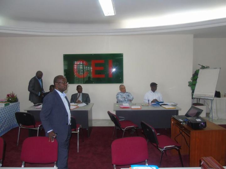 Atelier de formation des commissaires centraux sur le découpage électoral, le referendum, compilation et transmission des résultats / Youssouf Bakayoko, Président de la CEI :  « Le référendum et les législatifs  sont des scrutins complexes »