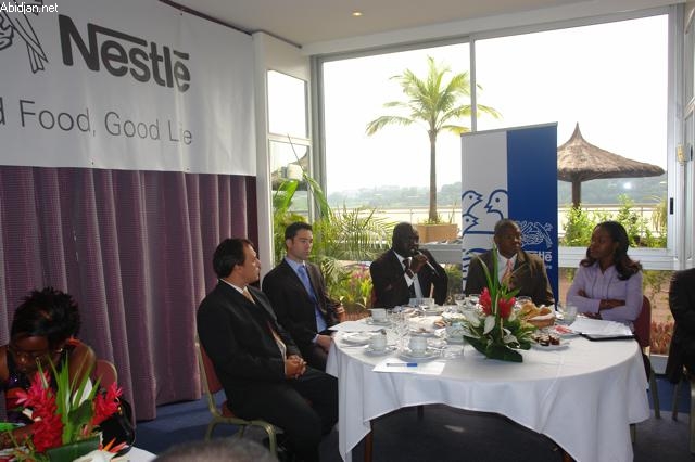 Kevin Petrie (Groupe Nestlé) pour une économie cacaoyère durable : «D’ici 2015, nous comptons former 24. 000 producteurs ivoiriens»