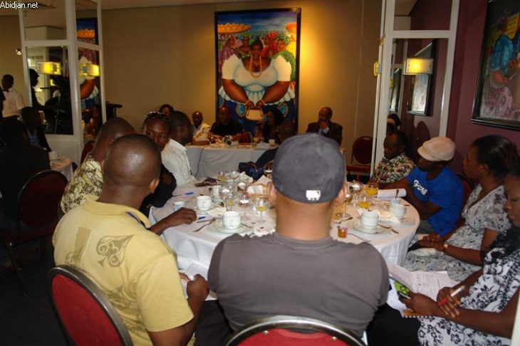 Campagne électorale / Couverture médiatique - Voxafrica délocalisé en Côte d’Ivoire pour un débat d’idées