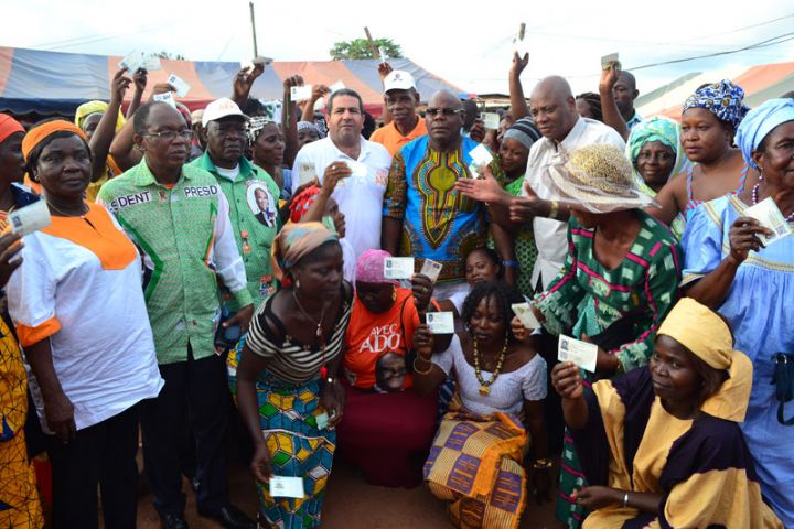 Présidentielle 2015 : investiture de la présidente des ‘’princesses’’ du MONASCAU-RHDP de Victor Ballet à San-Pédro