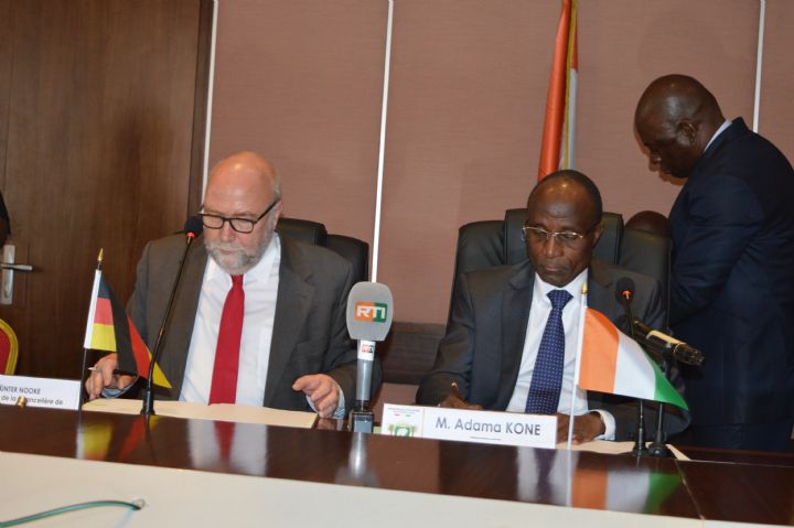 Cérémonie de signature d’un accord de partenariat pour les investissements entre la Côte d’Ivoire et l’Allemagne : discours du ministre Adama Koné
