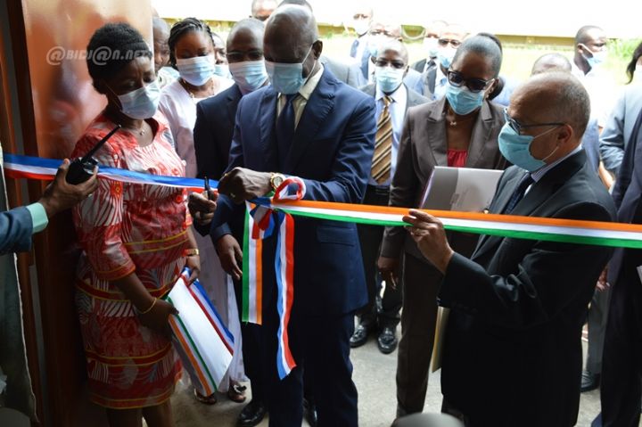 Contrat de désendettement et de développement (c2d):  4 espaces numériques mis à la disposition des étudiants et des apprenants de l’université Félix Houphouët-Boigny