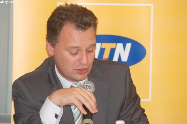 Une société de téléphonie offre du matériel de transmission de l’information au CRAMA