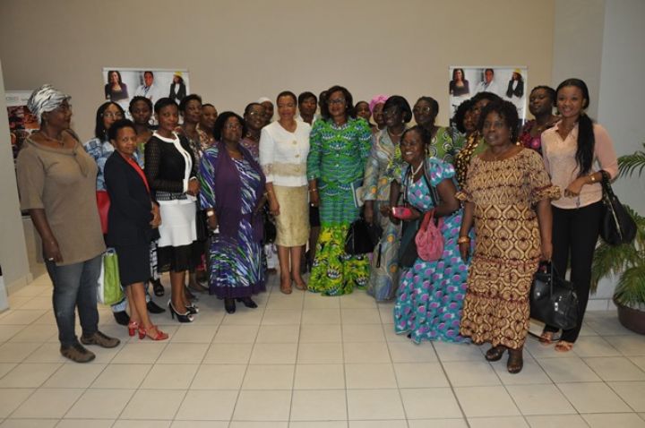 CDEF: La présidente Touré Massogbè invite les femmes à être unies pour avoir accès au financement et au poste de décision