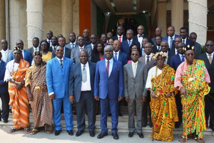 Vœux de nouvel an au District d’Abidjan: Mambé invite ses collaborateurs à redoubler d’ardeur dans le travail