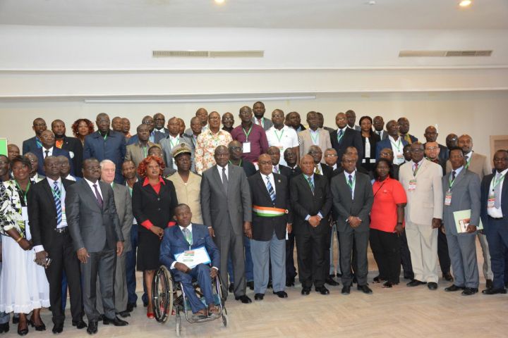 Séminaire / Loi sur le sport- François Albert Amichia : « Il faut que chacun de nous ait conscience de sa responsabilité pour assurer pleinement sa part dans le développement du sport en Côte d’Ivoire »