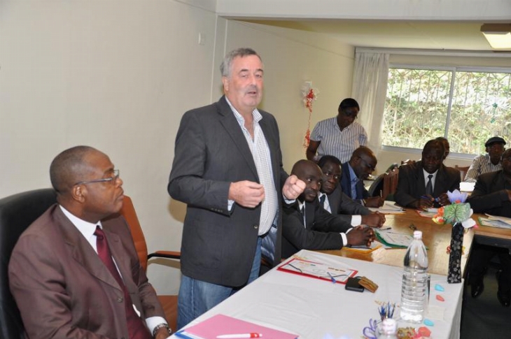 Recherches Géologiques : Innovation et Formation en Côte d’Ivoire / Le GEOROVER, un nouveau logiciel à la disposition des ingénieurs