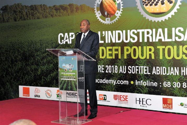 Emploi Jeunes : Le Premier Ministre ivoirien, Amadou Gon Coulibaly, appelle à une collaboration renforcée avec le secteur privé