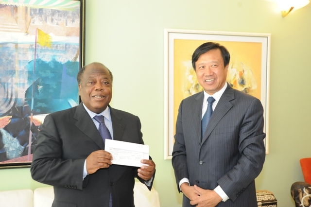 Don de 50 millions de F CFA de la Chine  à la Cdvr / Charles Banny : ‘‘Il faut  que la Côte d’Ivoire sorte de la situation exceptionnelle de crise  le plus rapidement possible’’