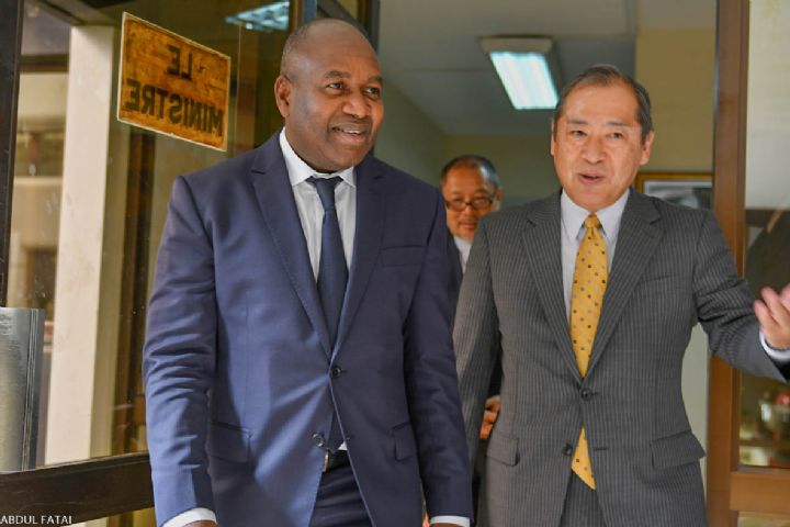 Le ministre Sidiki Diakité échange avec le nouvel ambassadeur du Japon en Côte d’Ivoire, Kuramitsu Hideaki