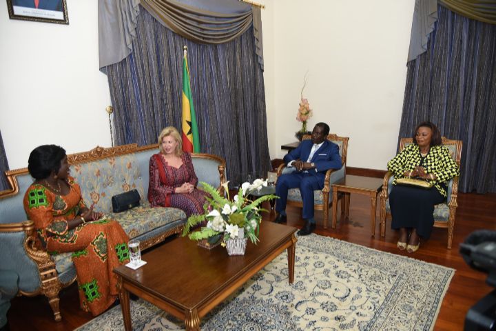 Lutte, contre VIH /SIDA: Dominique Ouattara au Ghana