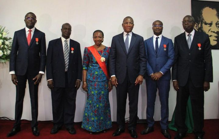 Neuf chefs d’entreprises du secteur des BTP en Côte d’Ivoire décorés