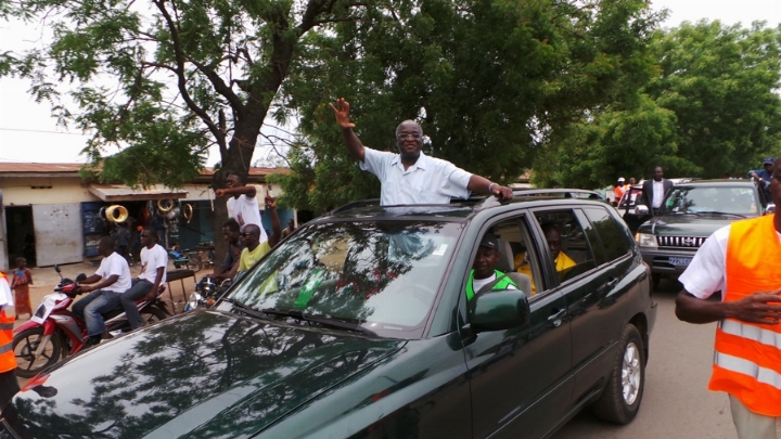 Lancement de la campagne à Bouaké/ Djibo Nicolas aux populations: ‘‘ Donnez moi un an, je vous construis le marché central’’