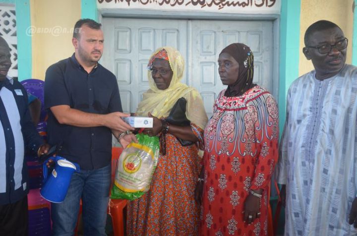 Ramadan 2019 : le DG de Plastica fait un important don aux musulmans et invite les jeunes à postuler dans son entreprise pour un emploi