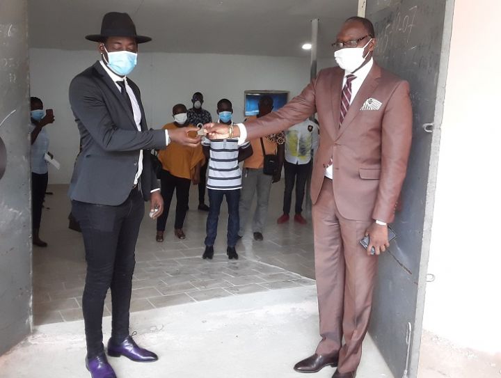 L’artiste Molare offre un local d’accueil des enfants de la rue