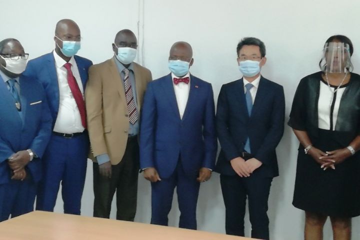 COVID-19: Le Japon fait don de matériel de protection d’une valeur de 17 millions Fcfa au MIRAH