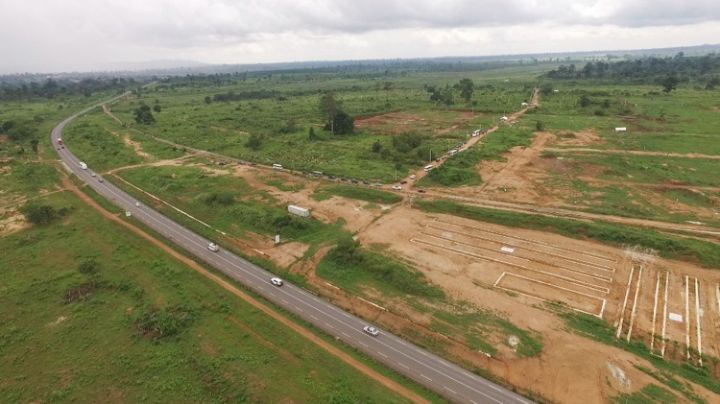 203 agents des douanes rentrent en possession de leur terrain à Yamoussoukro