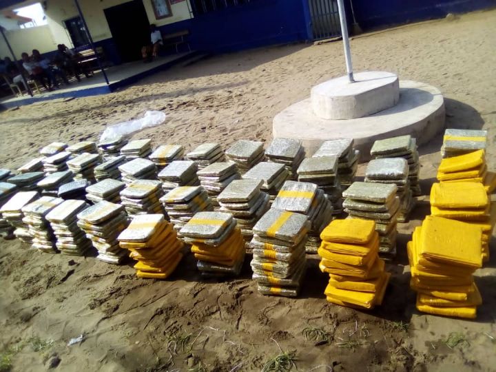 Côte d'Ivoire : La police saisit 30 plaquettes de Cannabis à Adjamé (Officiel)