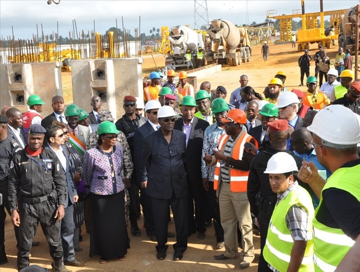 Pont de Jacqueville: Accélération du chantier pour être livré en 2014 (Duncan)