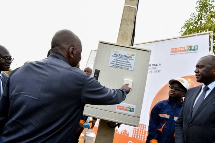 A Fresco Gon Coulibaly met sous tension le réseau électrique Zakaréko