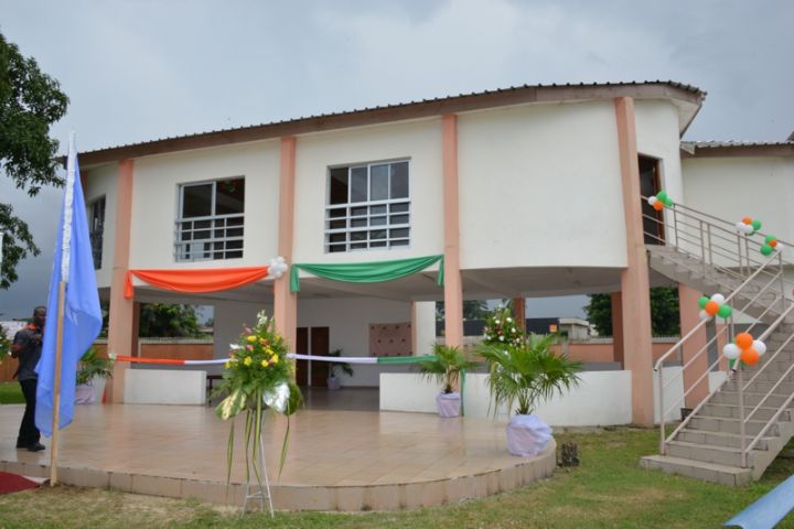 Renforcement des infrastructures de l’ENA : Aïchatou Mindaoudou inaugure une salle polyvalente cofinancée par l’ONUCI