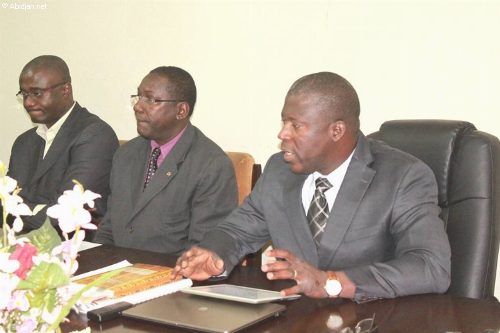 L`Esatic ouvre un séminaire sur la recherche et signe avec la Sndi