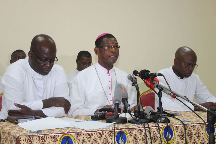 Lutte contre le Coronavirus : L’Église Catholique prend des mesures de restriction face à la pandémie