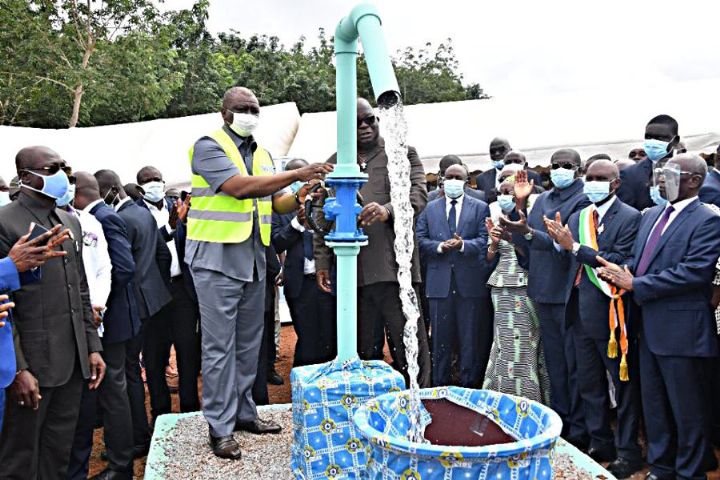 Eau potable : le château d’eau de Bédiékro (Daoukro) va desservir plus de 2800 personnes